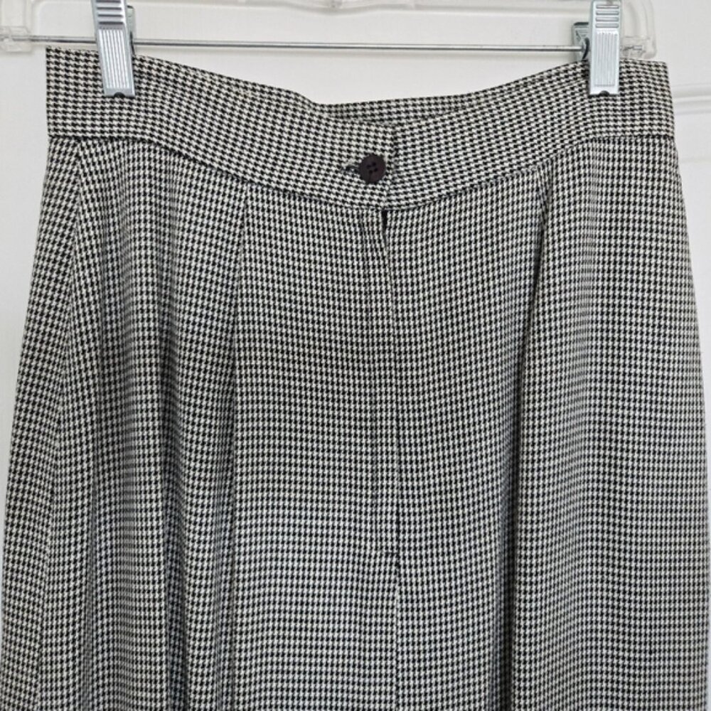 Like NEW Classic Black/White Houndstooth Skirt Size 10 Made in USA - Picture 3 of 10